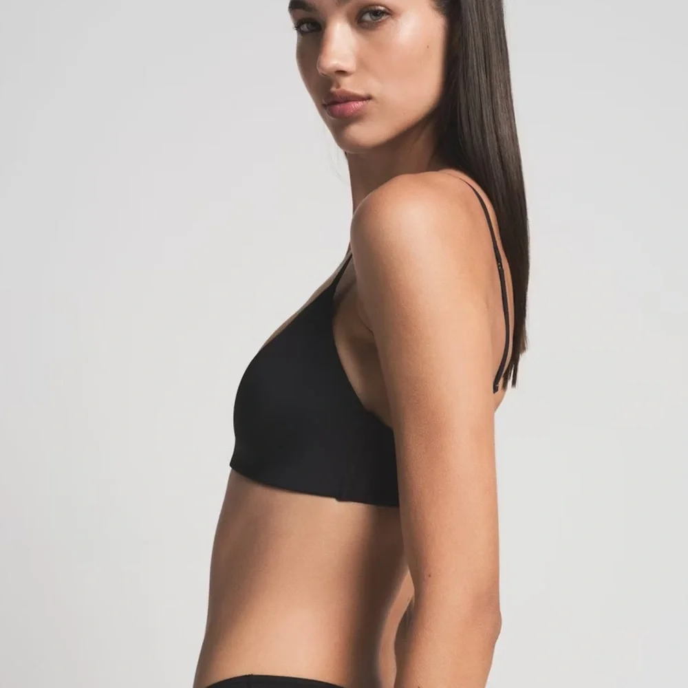 Skims Wireless Form T-Shirt Bra‎ 34D Onyx New With Tags - Picture 2 of 5